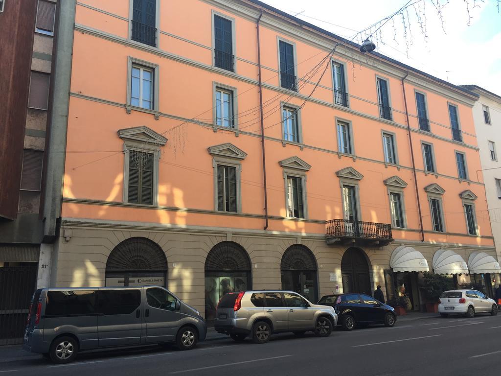 Palazzo Carasi Apartments Cremona Exterior photo